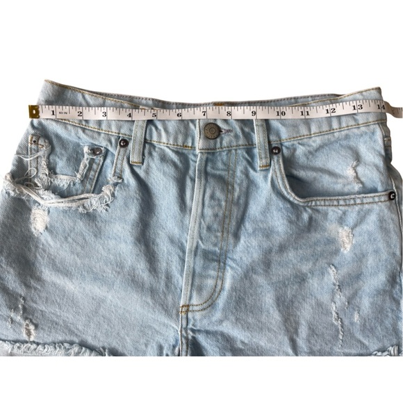 Boyish Cody High-Rise Distressed Denim Shorts Light Wash - Size 26 - Picture 10 of 16